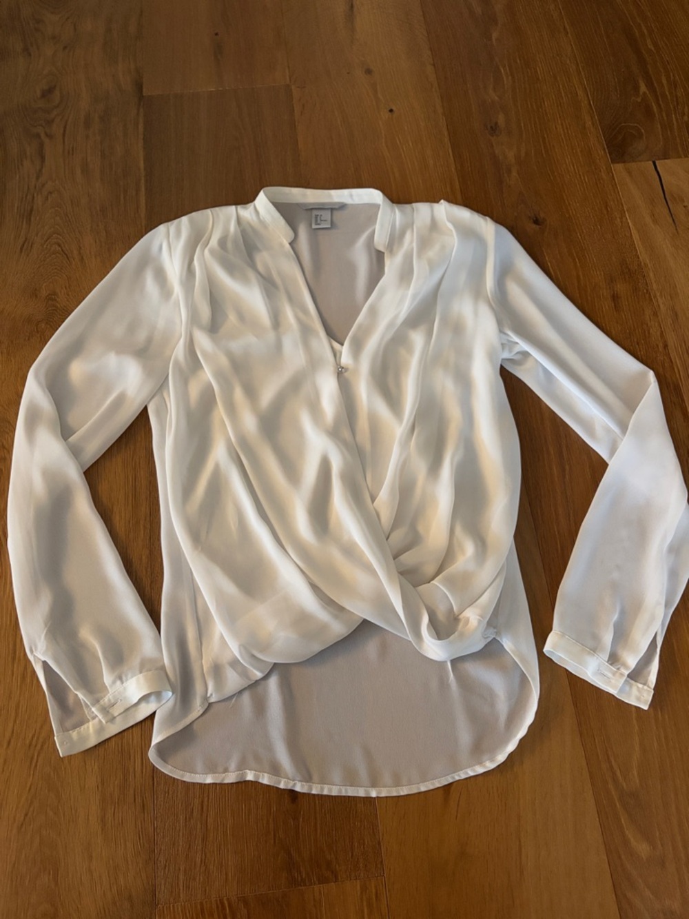 H&M Lightweight White Draped V-Neck Blouse - Sz 2